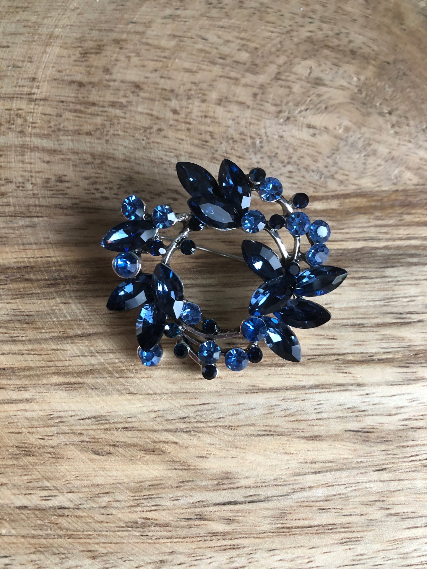 Broches Couronnes de Fleurs