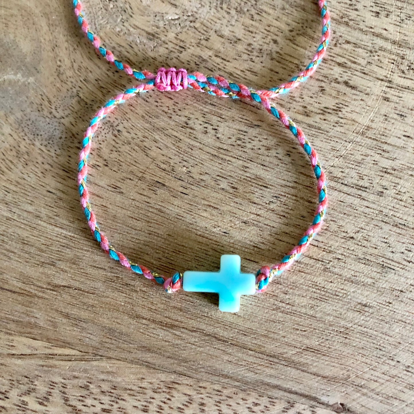 Bracelets Croix Colorés
