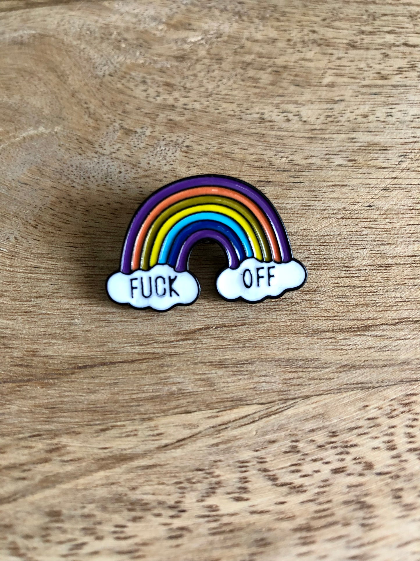 Pin’s Arc-en-Ciel Fuck Off