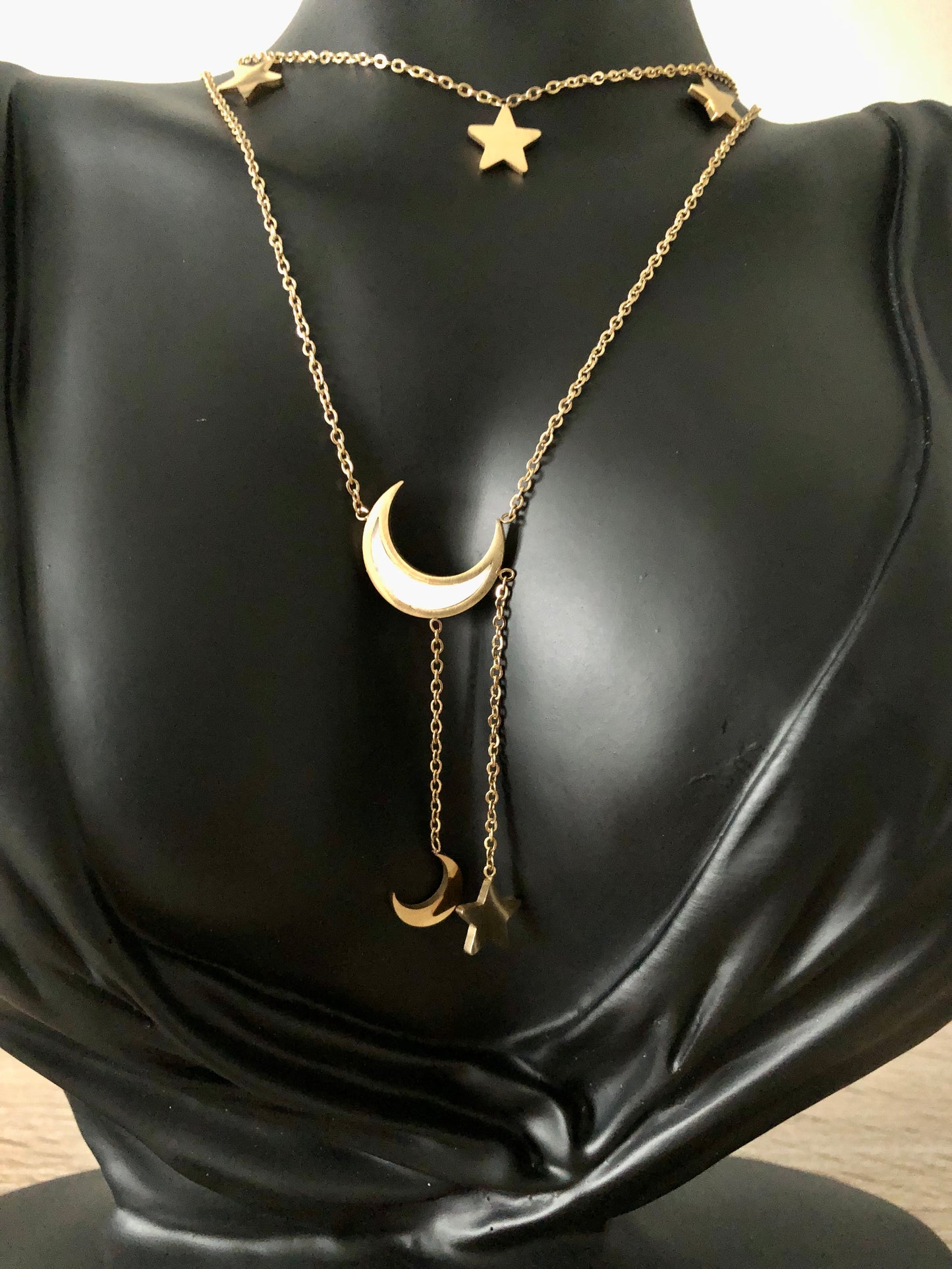 Collier The Moon