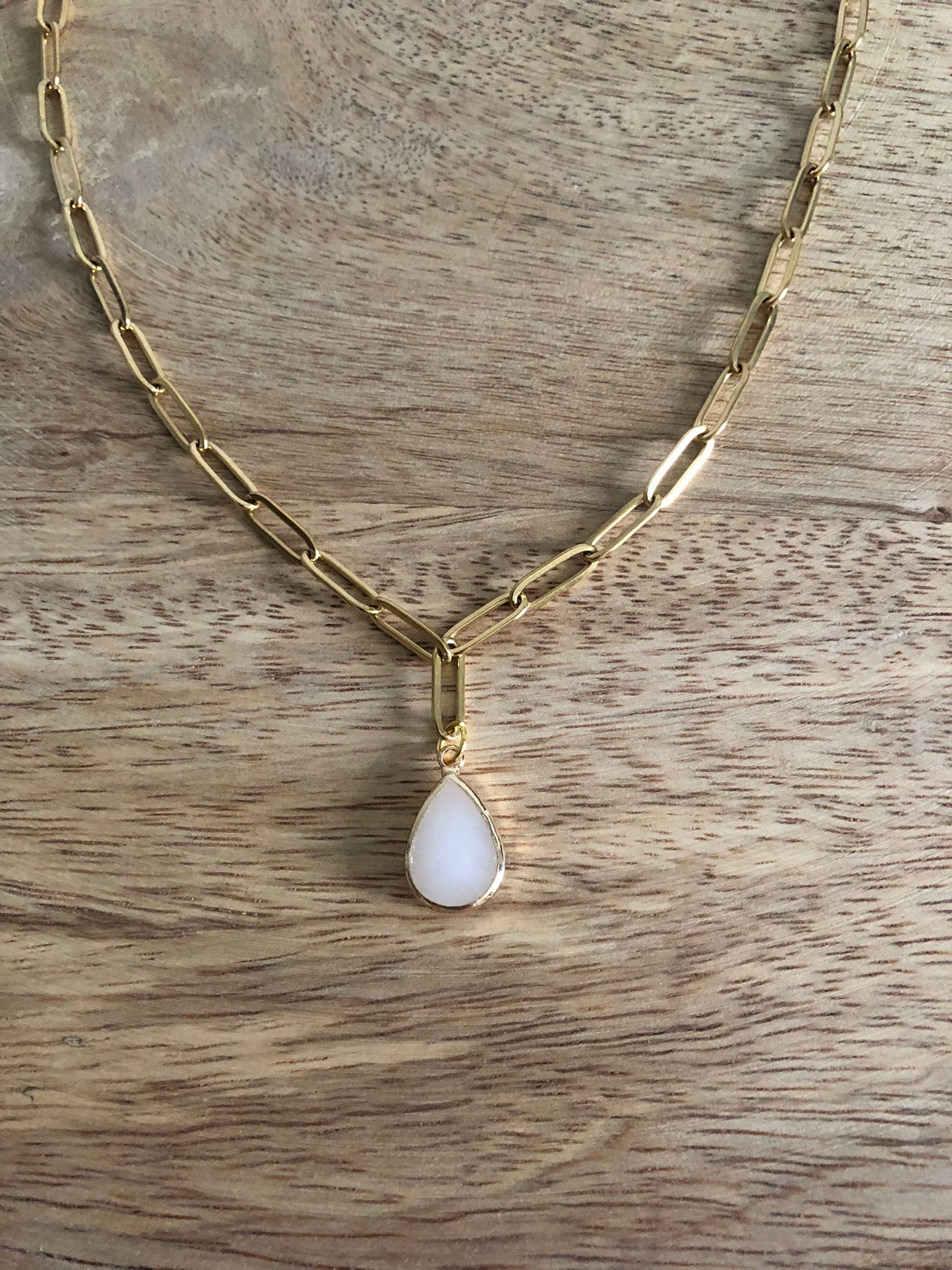 Collier Féminité en Pierre de Lune