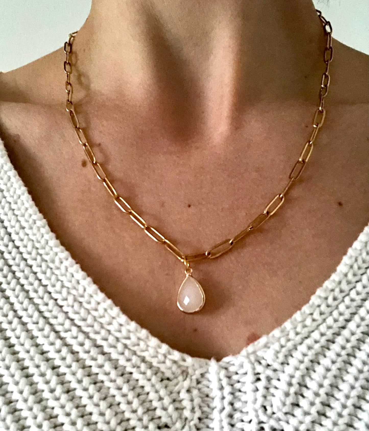 Collier Féminité en Pierre de Lune