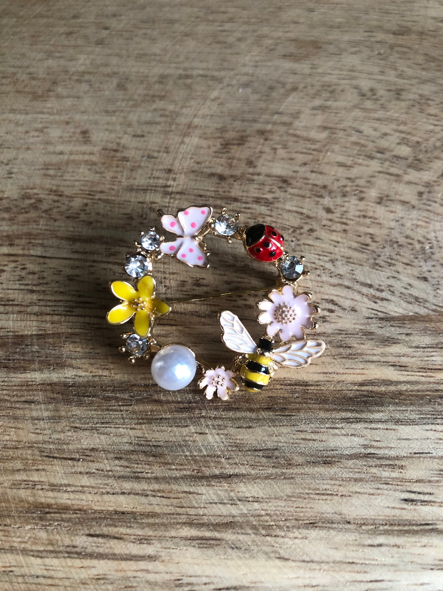 Broche Madeleine