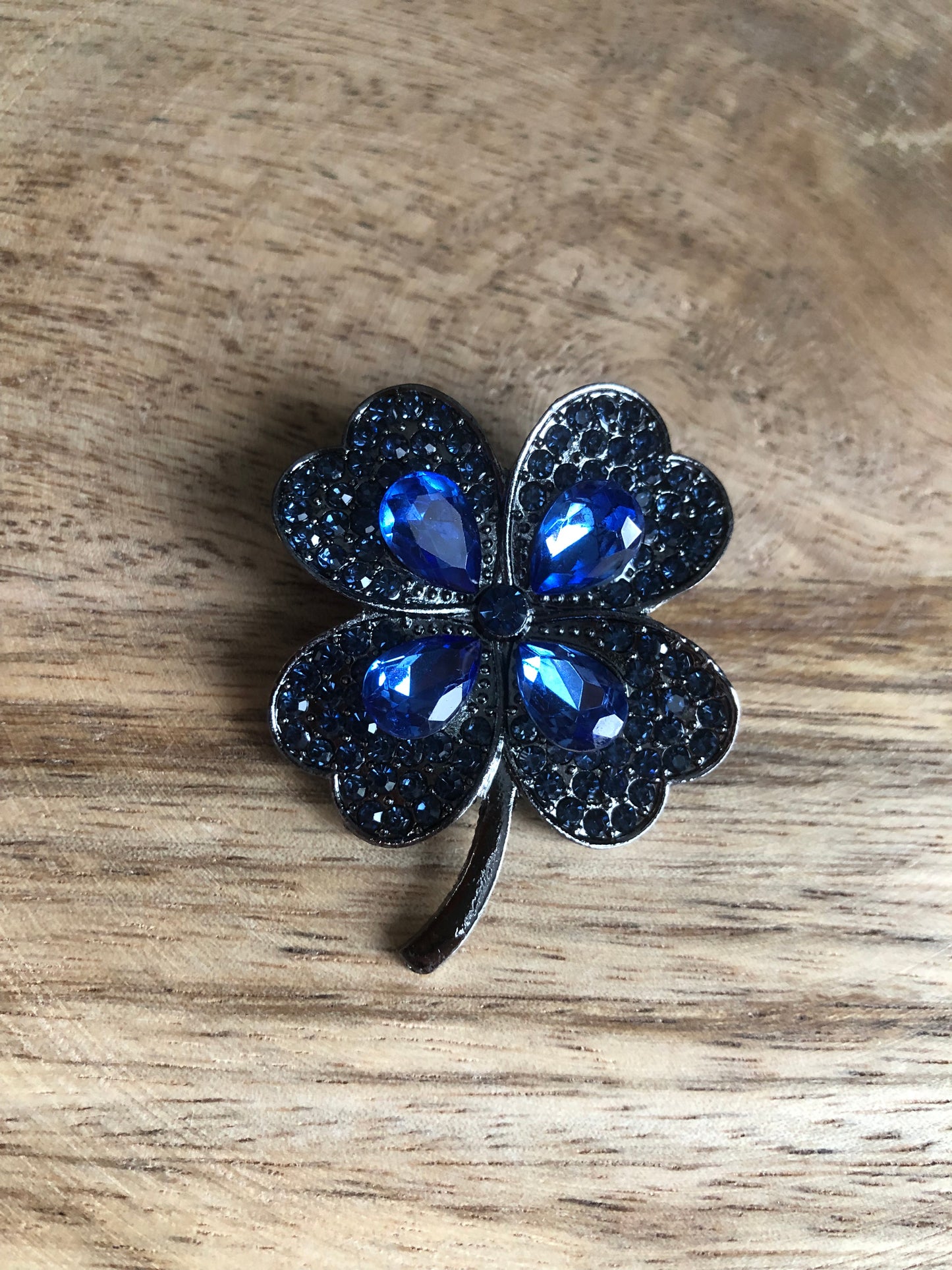 Broche Trèfle - Bleue
