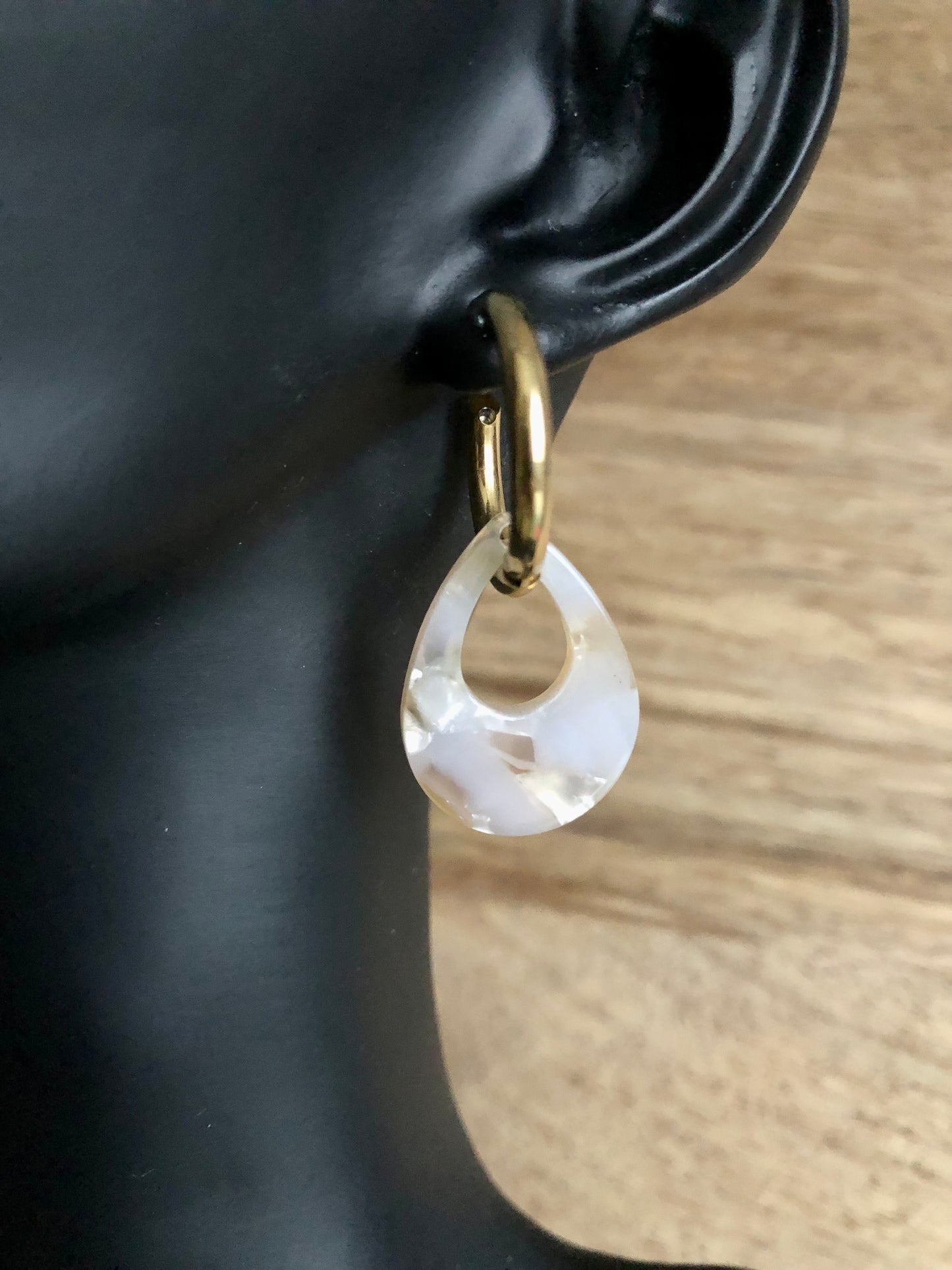 Boucles d’Oreilles Gouttes Colorées - Blanches Rosées