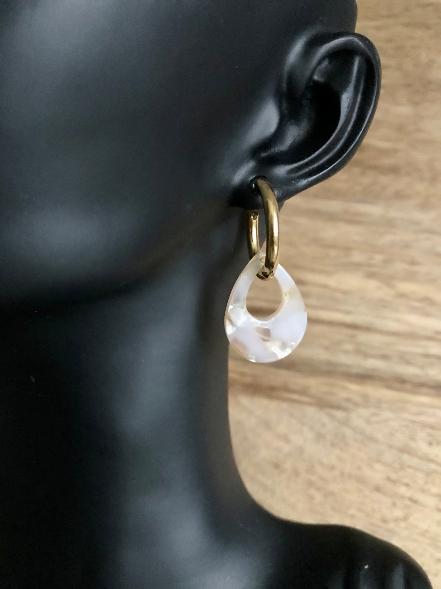 Boucles d’Oreilles Gouttes Colorées - Blanches Rosées