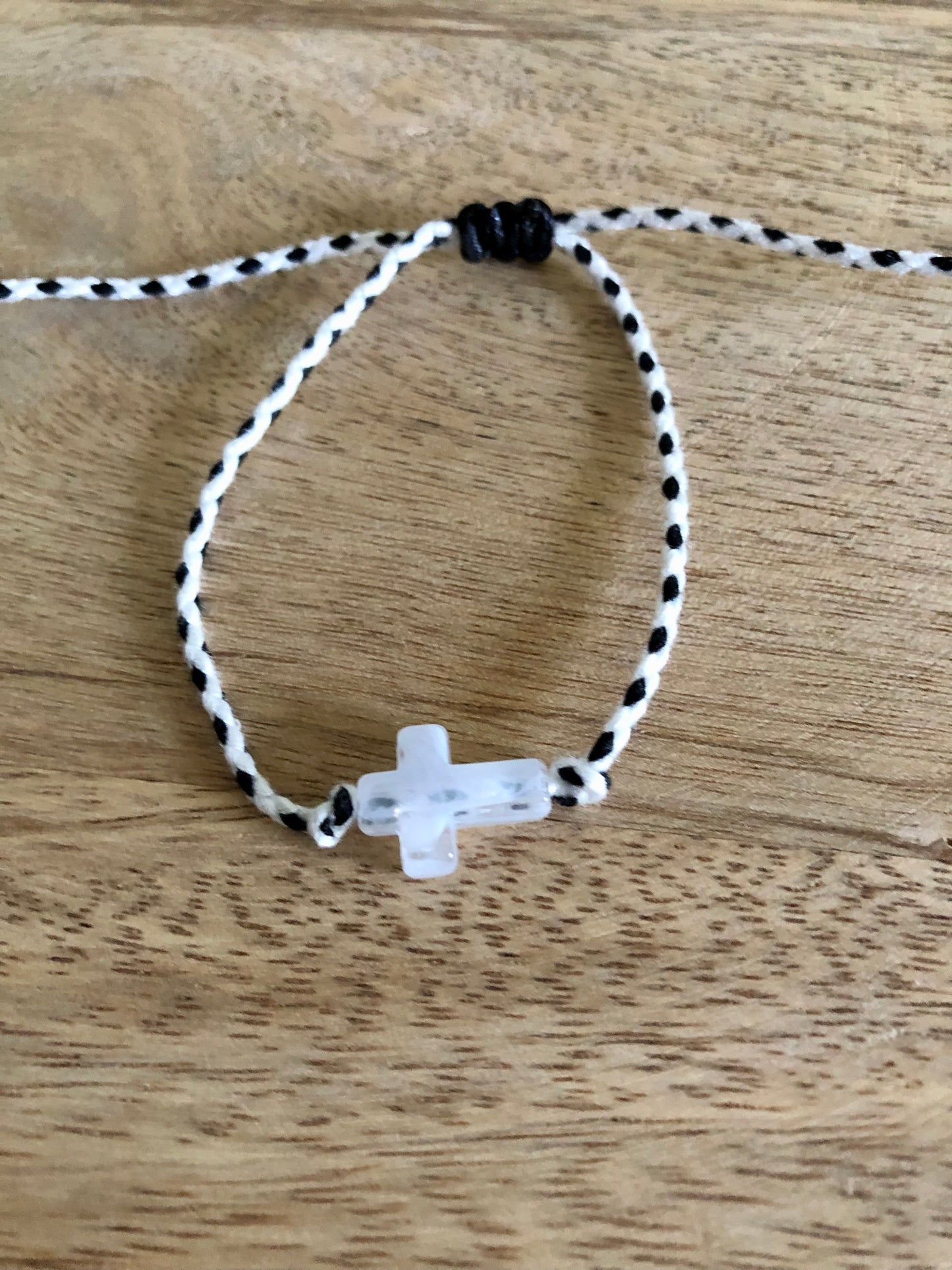 Bracelets Croix Colorés