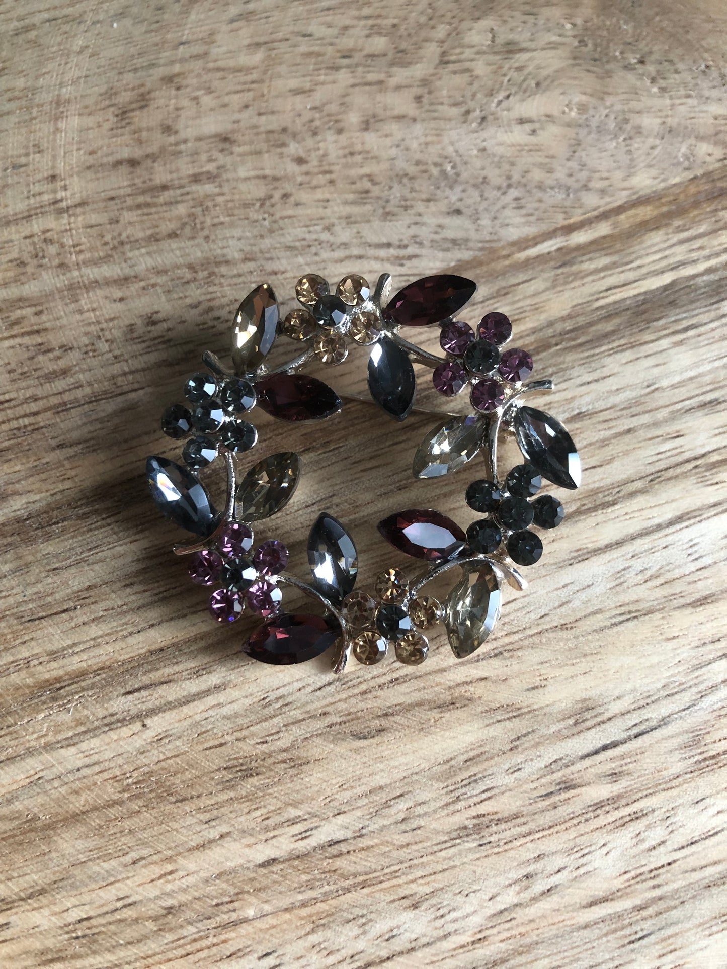 Broches Couronnes de Fleurs
