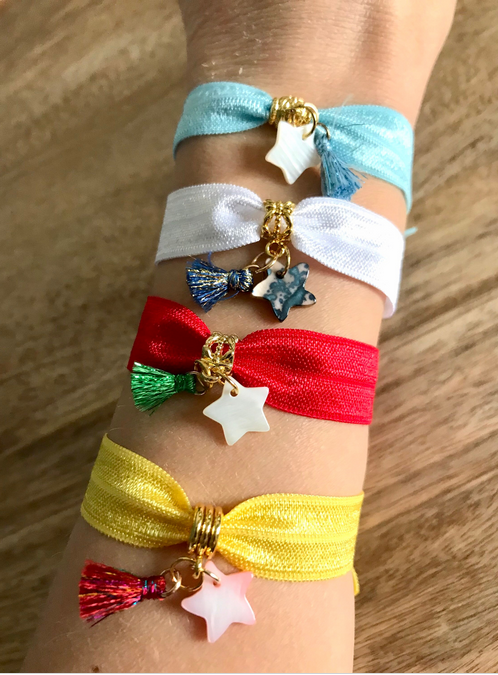 Bracelet Ruban Elastique & Breloque Etoile Nacre