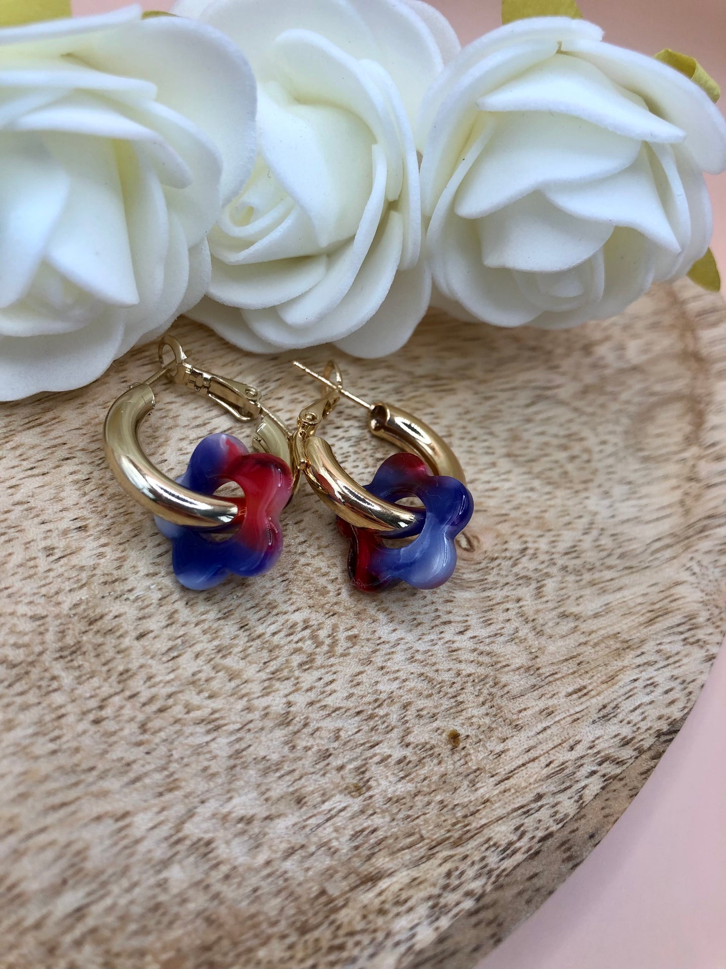 Boucles d’Oreilles Fleurs Percées - Bleues Océan