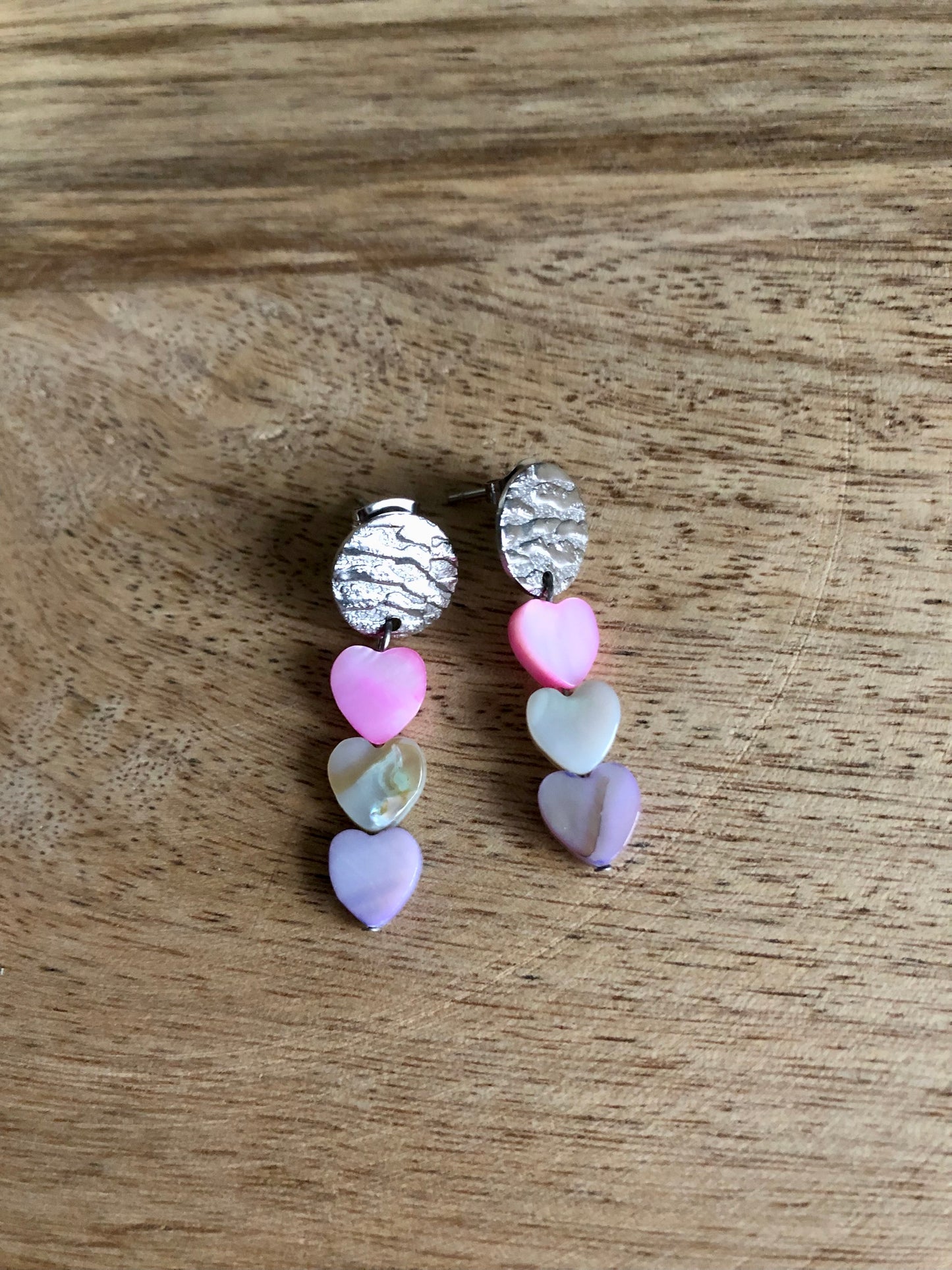 Boucles d’Oreilles Coeurs Colorés